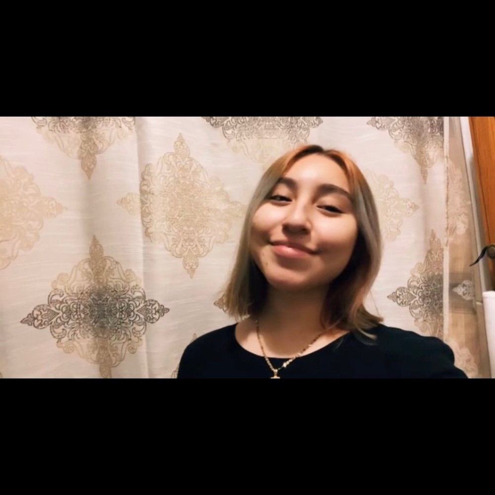 Meet your Posher, Isabel